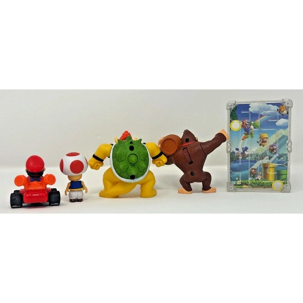 Super Mario Bros Mixed Lot Figures & Dual World Maze